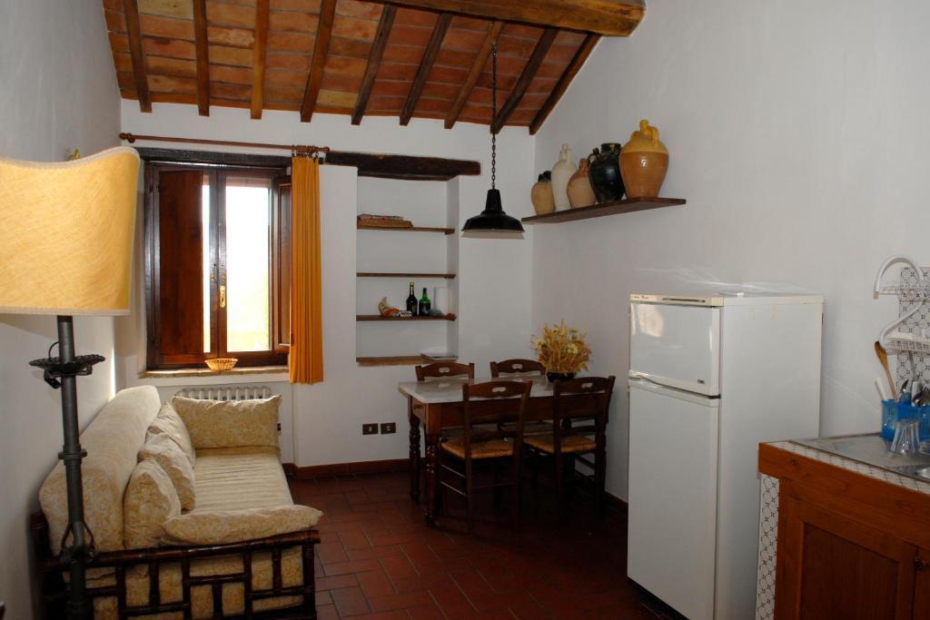 Podere Monte Petreto San Savino  Habitación foto